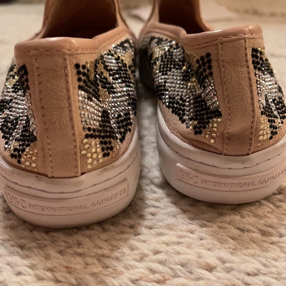 Sparkly Cheatah Print Loafers by INC
Size 8M - Picture 3 of 10